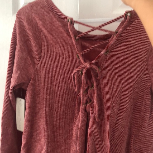 Maroon Long Sleeve - Picture 2 of 2
